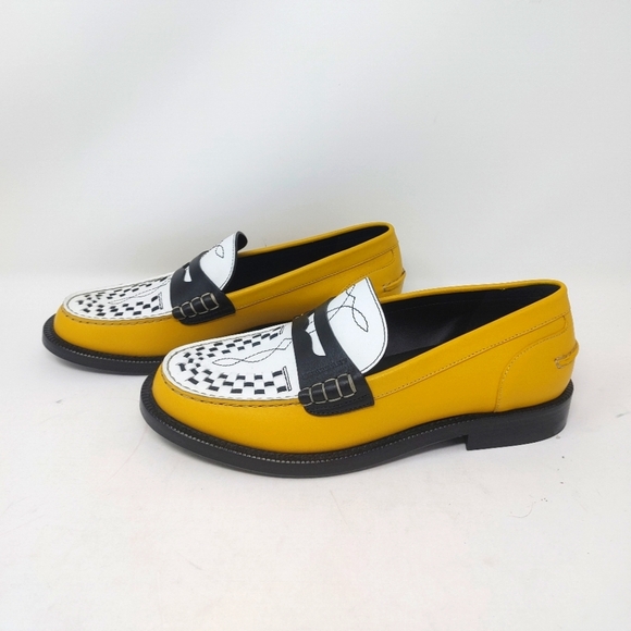 Burberry Woven-Toe Leather Loafers in Saffron Yellow Size 38 - Picture 3 of 15